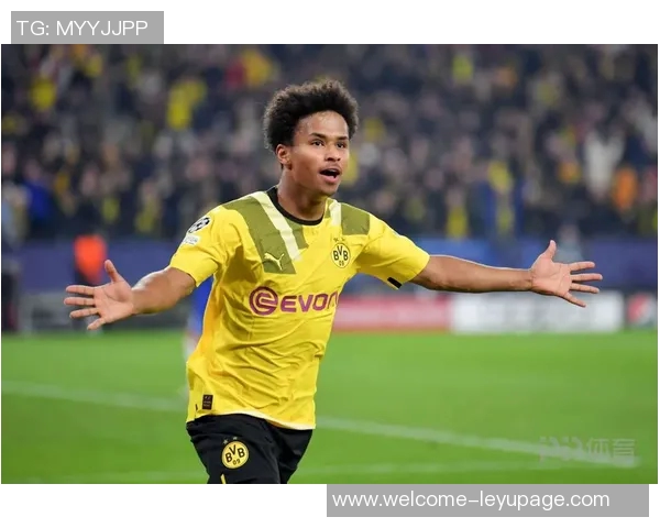 阿德耶米因情绪失控被多特罚款九万欧元引发热议